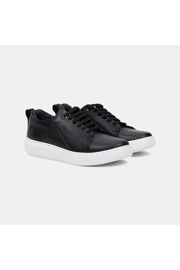 Women's Black Lace-Up Seam Detail Textured Leather Sports Shoes