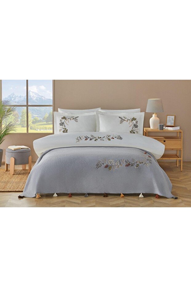 BLOOM EMBROIDERED BLANKET BEDDING SET (ÖZDİLEK)