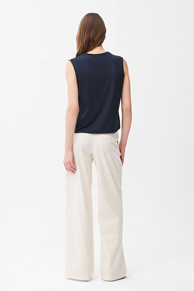 Taş Detaylı Kolsuz Örme Bluz - 5