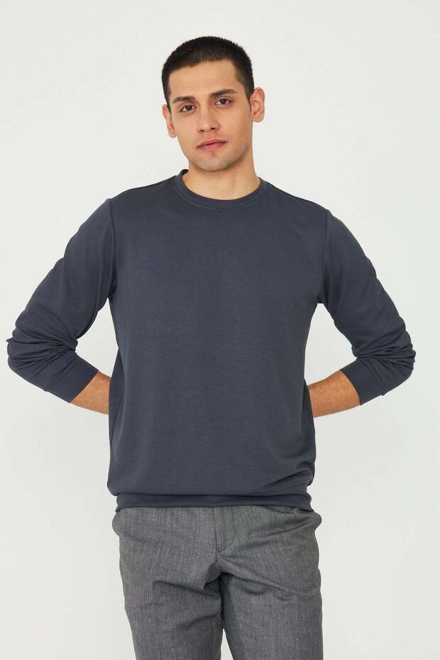 Anthracite Basic Crew Neck Men's Sweatshirt - 2