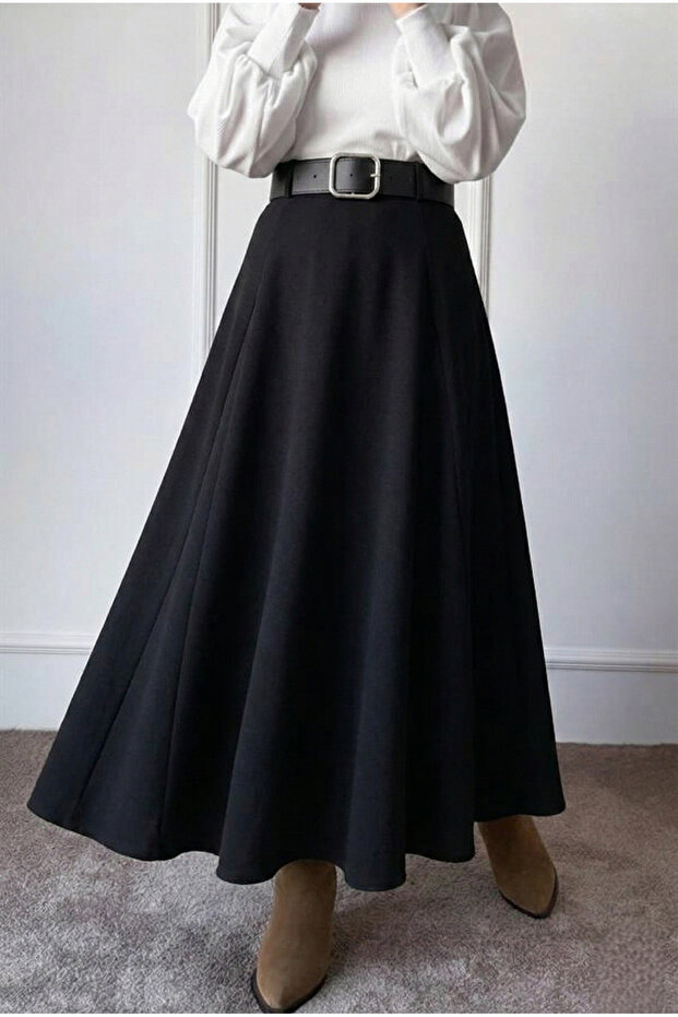 Butterfly Detail Crepe Skirt-Black