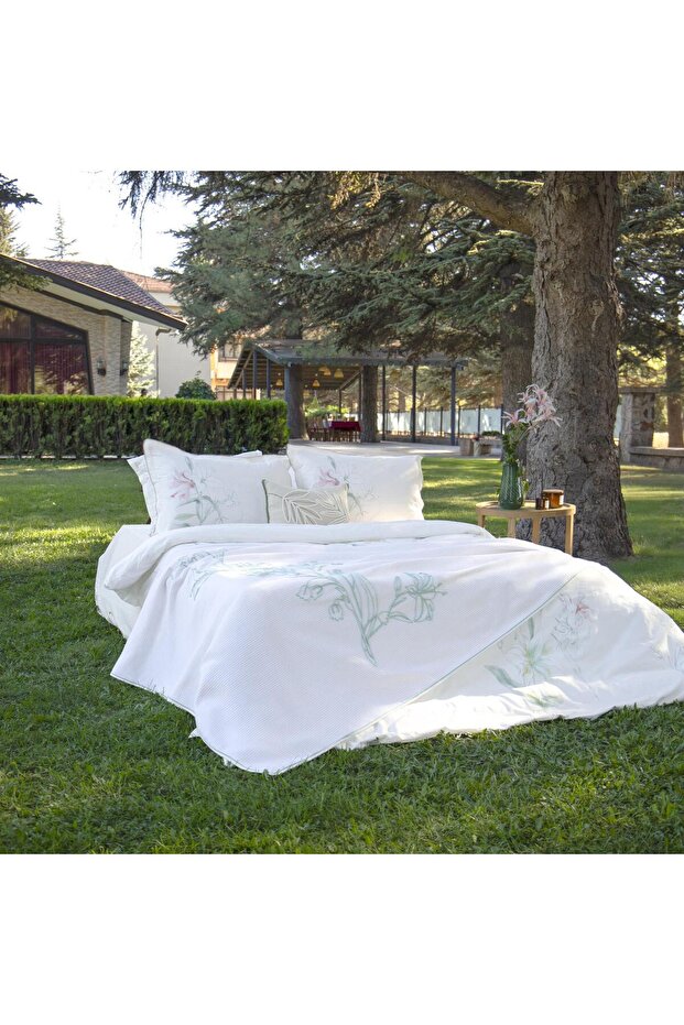 Eva Meloni Ecru Single 100% Cotton Duvet Cover Set and Piqué Set