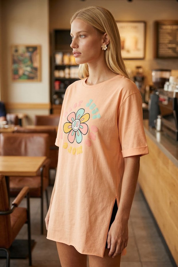 Women's Yavruağzı Front Flower Printed Side Flower Slit Cotton Pack T-Shirt Arm-26Y137003