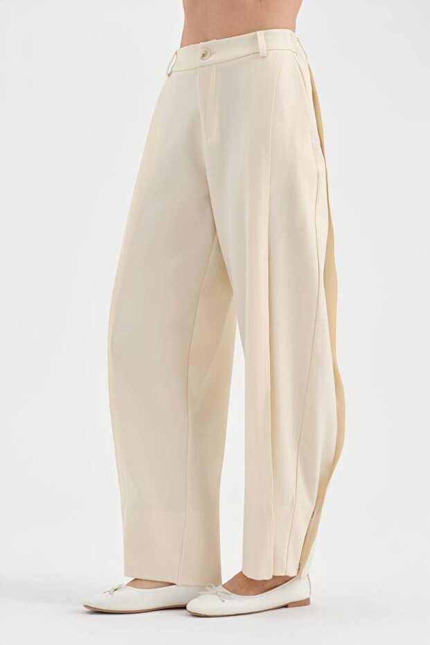 Women's Balloon Fit Pants with Snap Detail Design