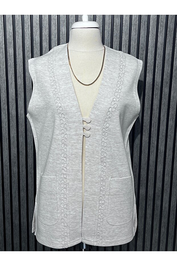 Steel Mesh Cord Embroidered with 3 Buttons Mother Vest Ecru