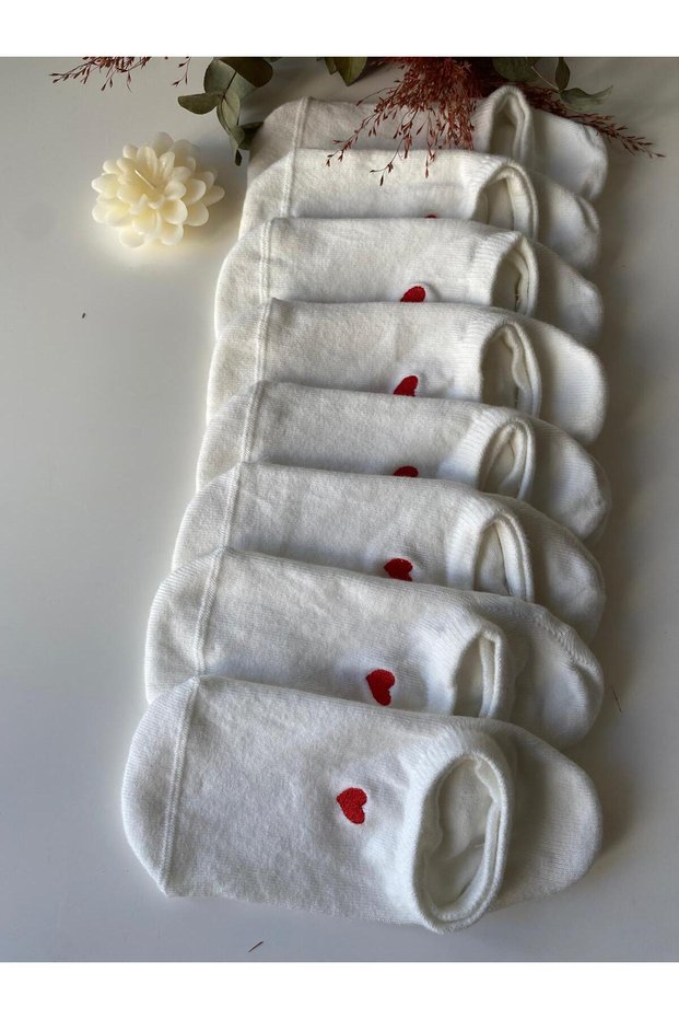 8-Piece Women's Heart Patterned White Cotton-Piece Socks