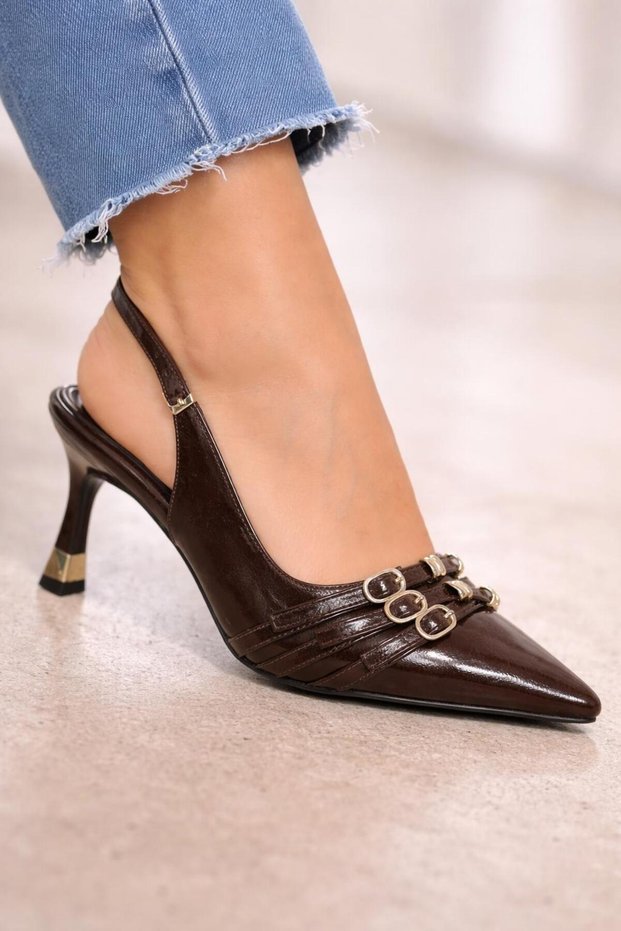 Classic Heel Shoes with Buckle