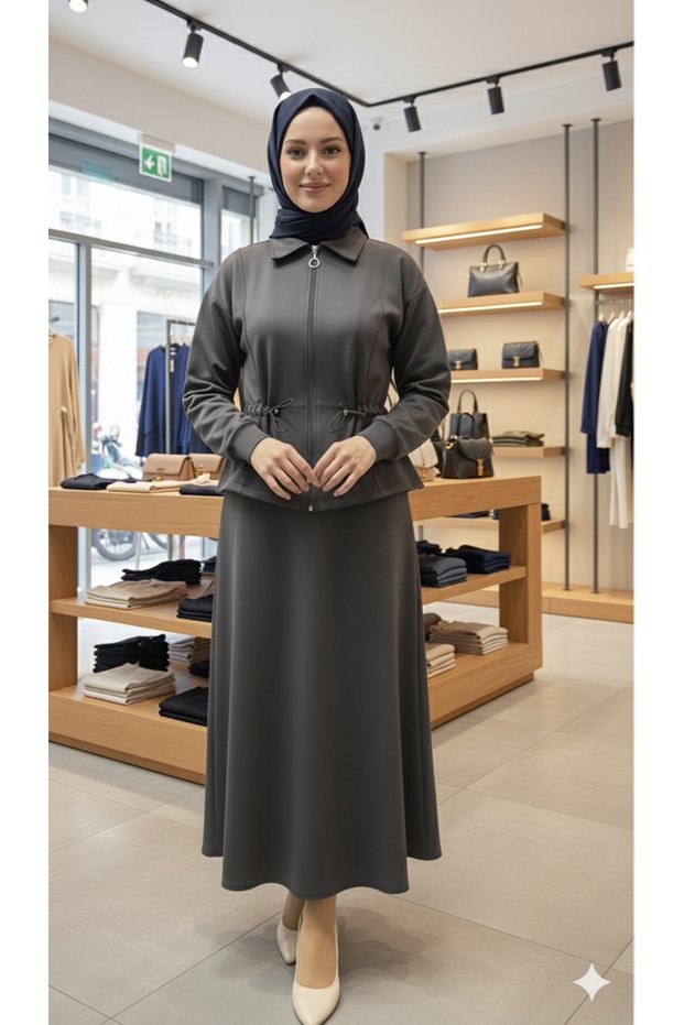 Sukuba Skirted Suit