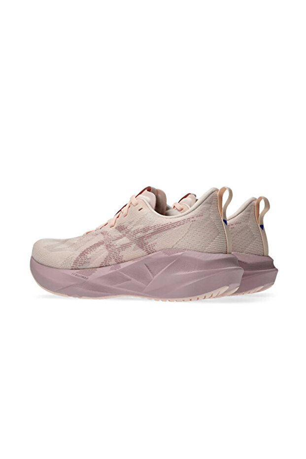 Novablast 5 Kadın Koşu Ayakkabısı 1012B765-702 Pembe - 5