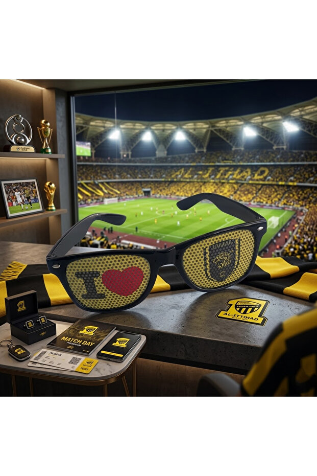 نظارة بشعار نادي الاتحاد بلاستيك