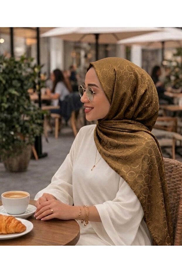 شال أيروبين قطن جاكار