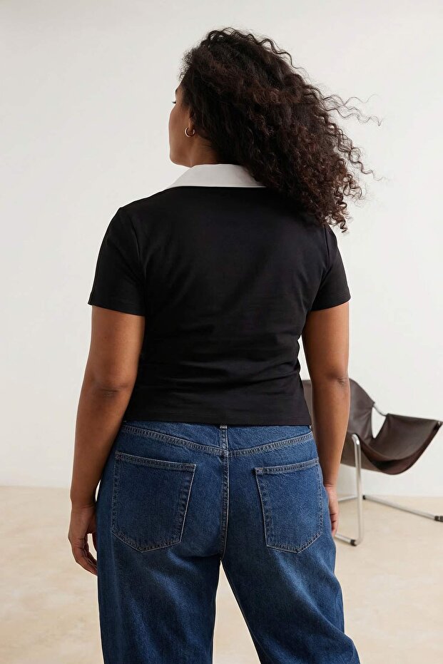 Siyah Gömlek Yaka Detaylı Esnek Örme Büyük Beden Bluz TBBSS26AF00097 - 2