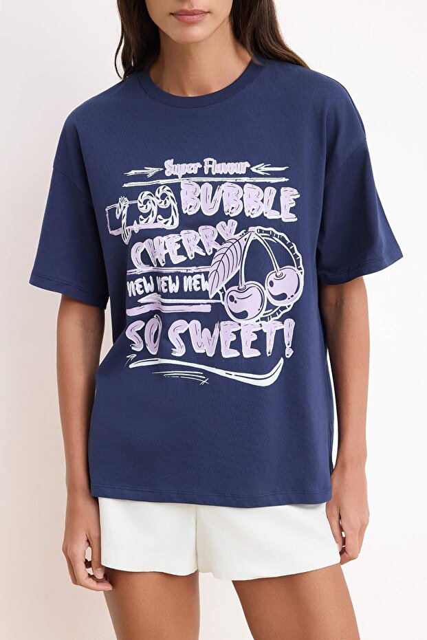Lacivert %100 Kalın Pamuklu Baskılı Oversize/Rahat Kesim Örme T-Shirt TWOSS24TS00123 - 3
