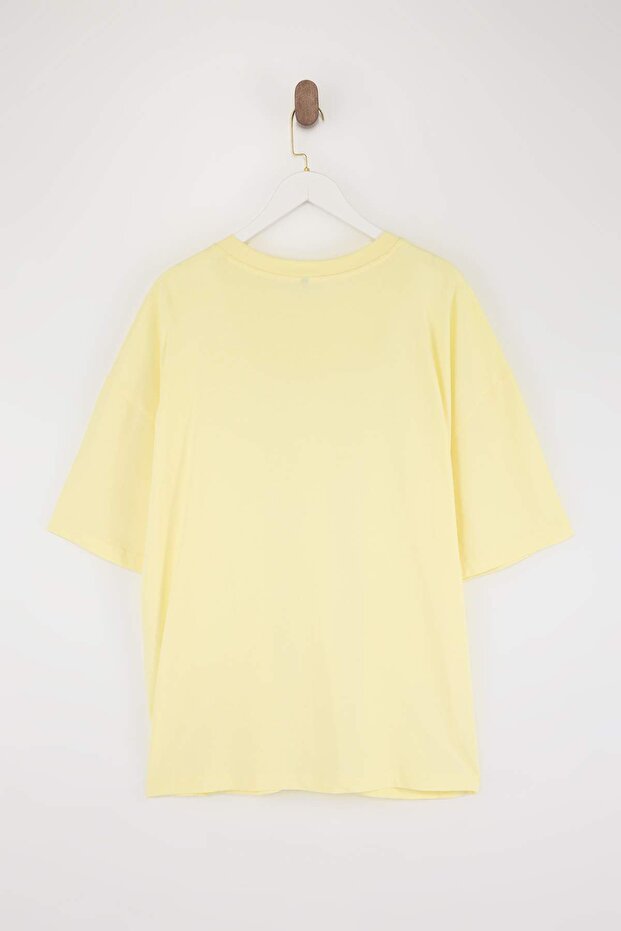 Büyük Beden Sarı Oversize/Geniş Kesim %100 T-Shirt TMNSS23TS00139 - 6
