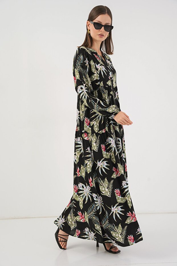 فستان ماكسي منقوش بياقة على شكل حرف V وأزرار من BDART - 4