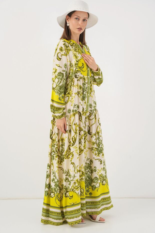 فستان ماكسي منقوش بياقة على شكل حرف V وأزرار من BDART - 4