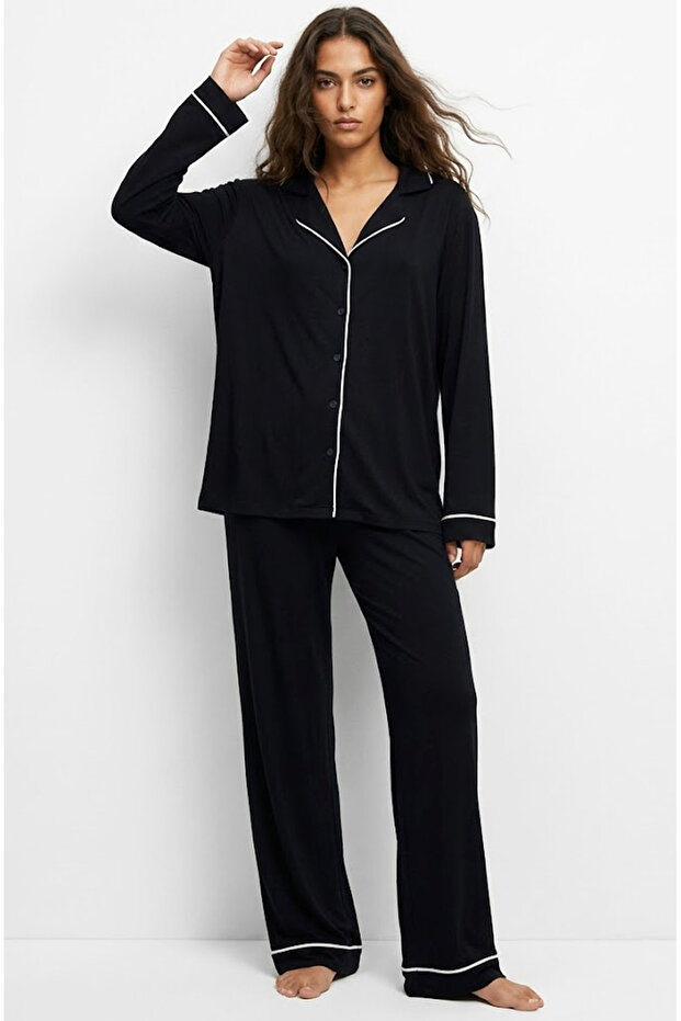 Black Shirt Collar Buttoned Long Sleeve Viscose Wide-Fit Pajama Set7829