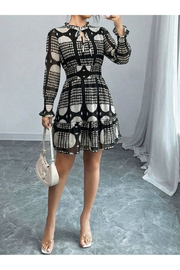 Women's Neck Detailed Short Chiffon Dress