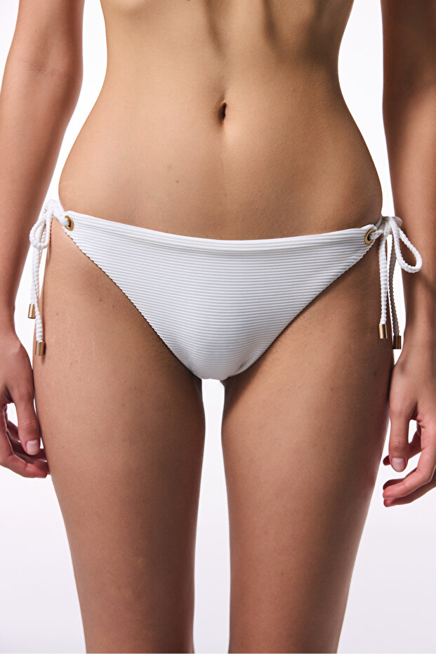 Krem Maggie Bikini Altı - 1