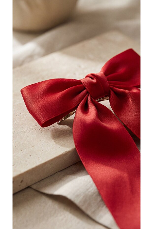 مشبك تلقائي من الساتان مع قوس أحمر - 3