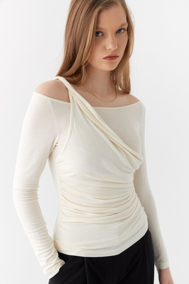 Çift Kat Drapeli Bluz Ekru - 1