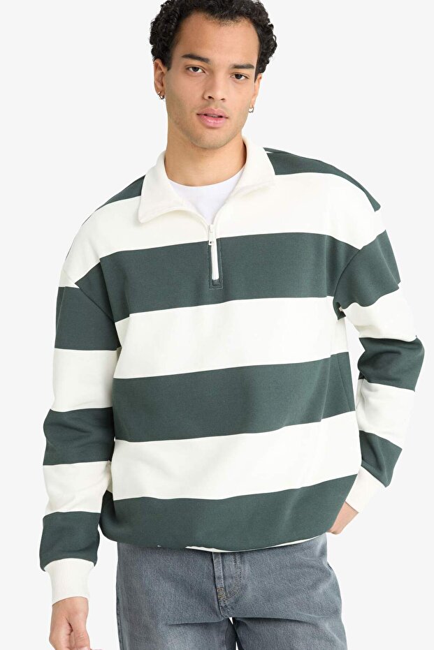 Boxy Fit Mock Neck Half Zipper Striped Sweatshirt F4640Ax25Au