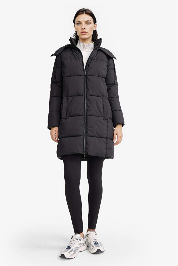 Vízálló, normál szabású kapucnis cipzáras hosszú kabát E8703AX25WN - 2