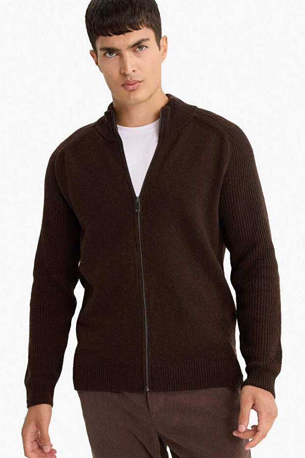 Standard Fit Mock Neck Zippered Wool Blend Knit Cardigan F2983AX25WN