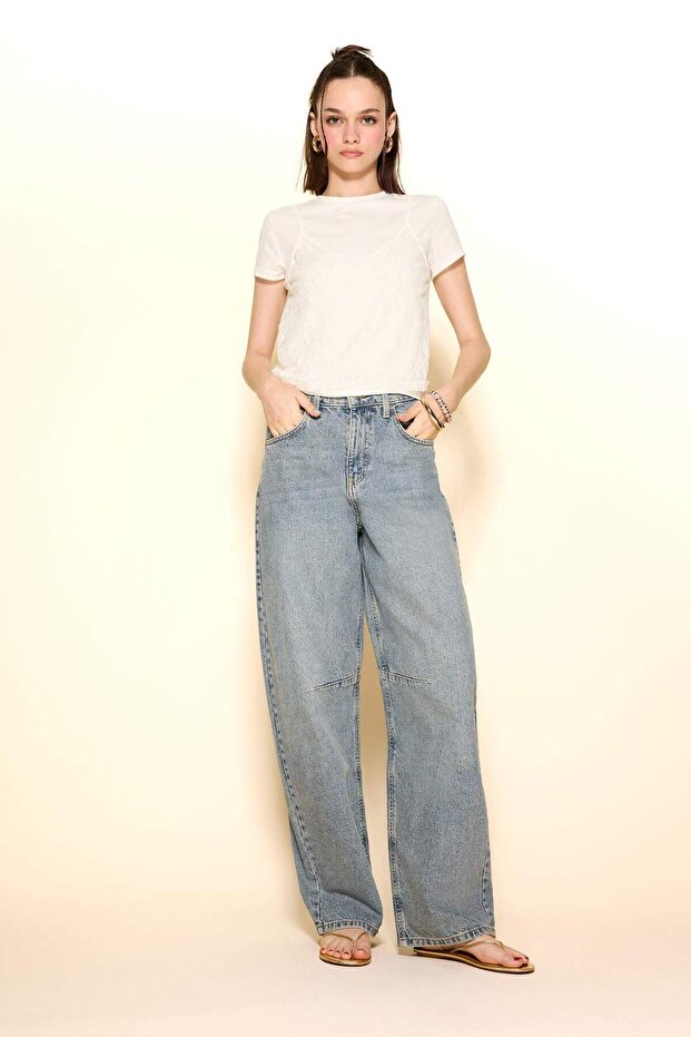 %100 Cotton Baggy Fit High-Waist Jeans E9152AX25AU
