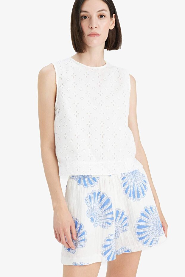 Regular Fit Crew Neck Brode Sleeveless Blouse F6316Ax25Sm