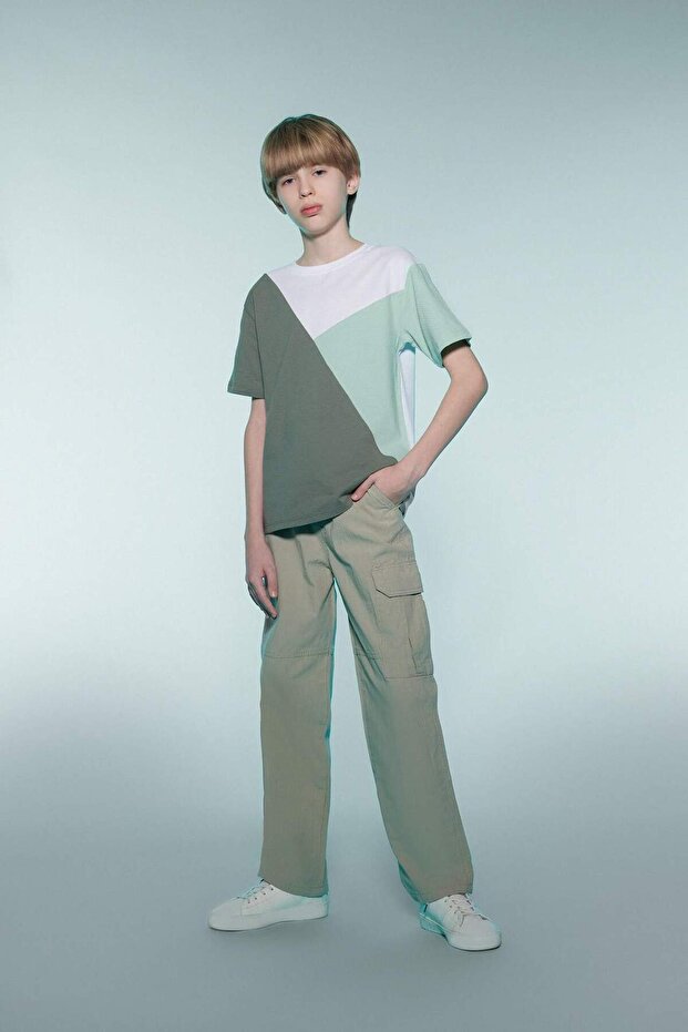 100% Cotton Loose Fit Standard Leg Seersucker Textured Trousers for Boys D7794A825Sp