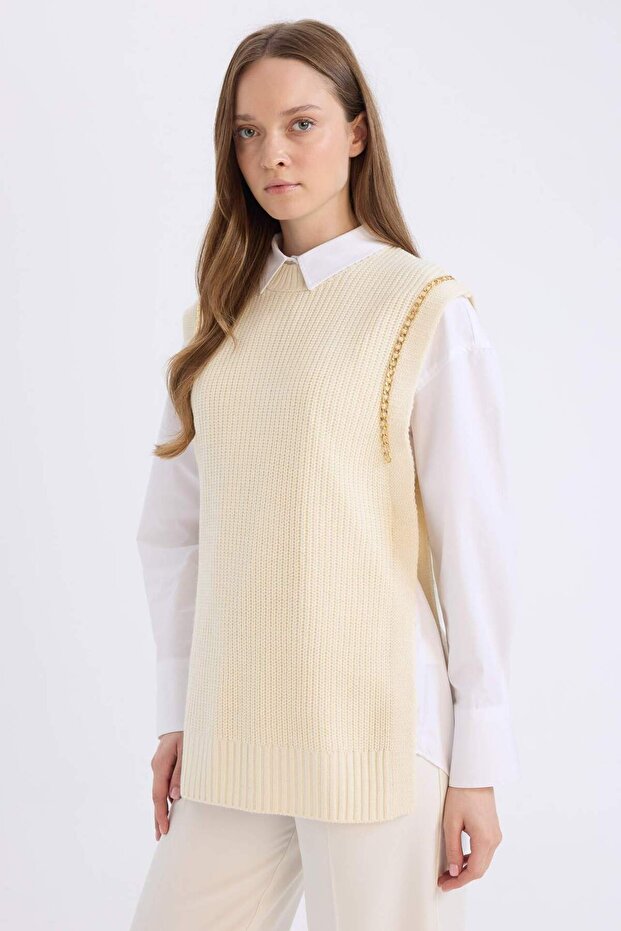 سترة تريكو أساسية بفتحة جانبية مستقيمة وياقة نصفية D5022AX24AU - 1