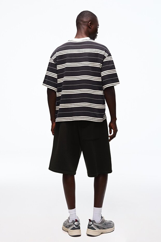 Oversize sentetik kauçuk bermuda - 4