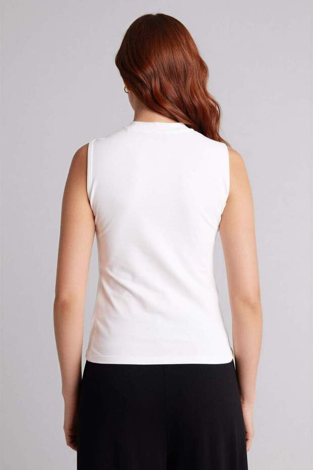 Basıc Atlet D4894AX24WN - 5