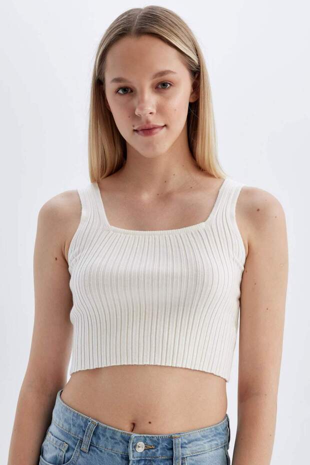Slim Fit Slim Fit Square Neck Knitwear Undershirt U6412Az24Au
