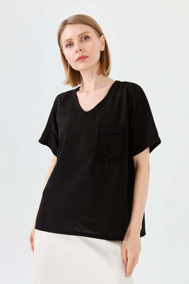 Women's V-Neck Pocket Mesh Linen T-shirt Black