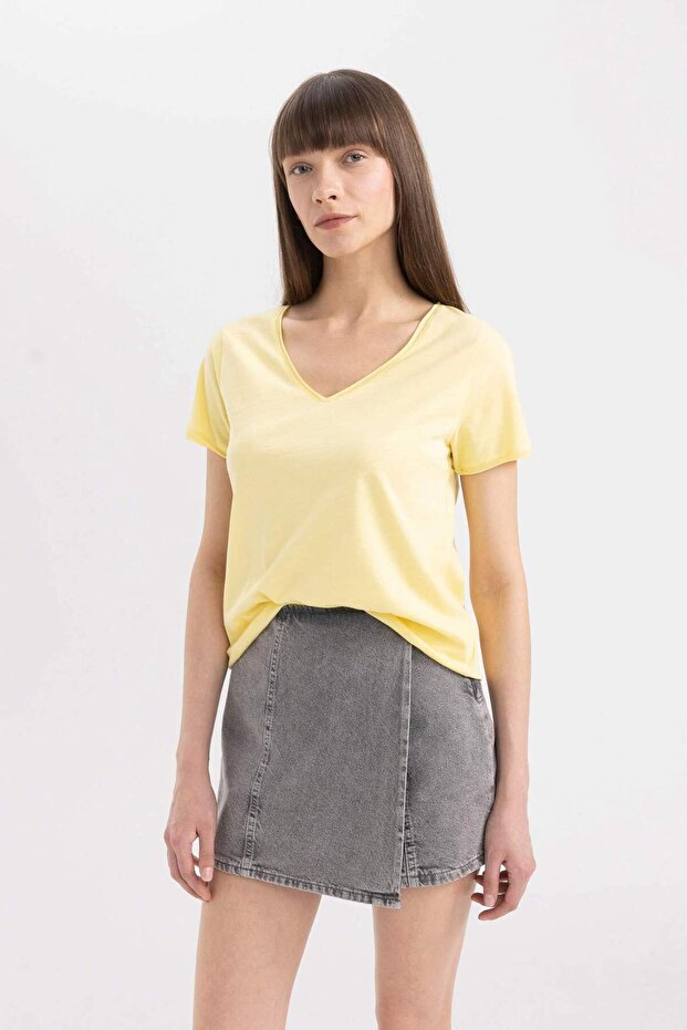 Regular Fit V-Neck Basic Plain Short Sleeve T-Shirt K1507Az24Sm