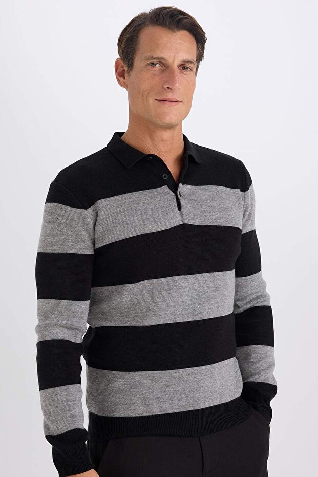 Standard Fit Regular Cut Striped Polo Neck Knitwear Sweater Y4194Az23Wn