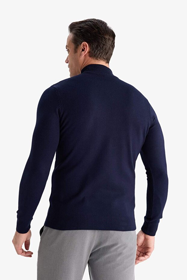 Slim Fit, eng anliegender Rollkragenpullover, Basic, einfarbig, Strickpullover R1127AZ23WN - 6
