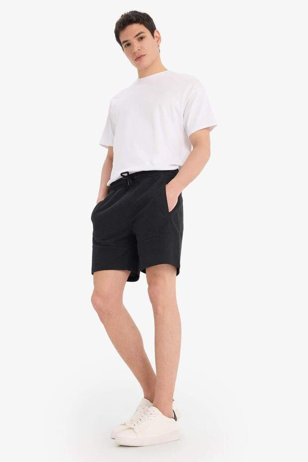 Slim Fit Dar Kesim Dar Paça Şort W7965AZ22SM - 2