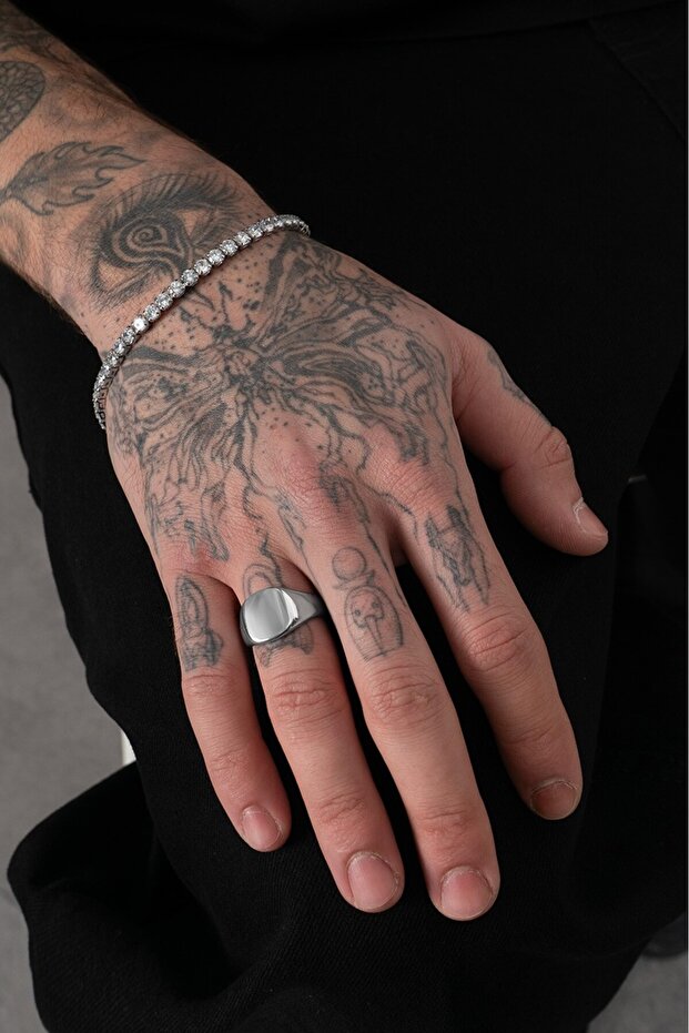 Silver Oval Men's Ring - 4