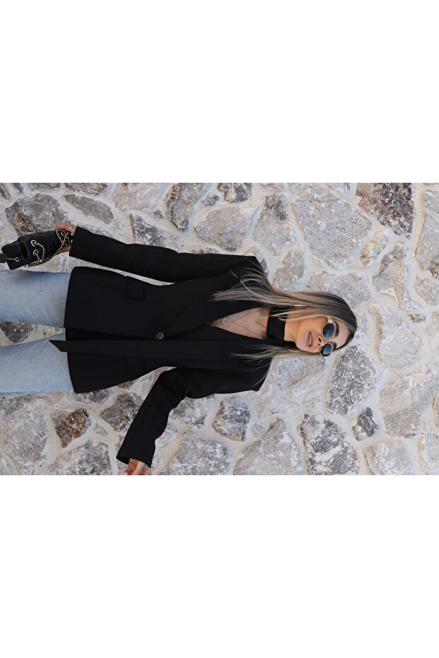 سترة بليزر ذات زر واحد مع وشاح أسود