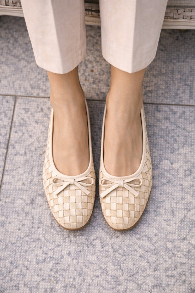 Women's Beige Suede and Faux Leather Mix Textured Knitted Patterned Bowknot Ballerinas