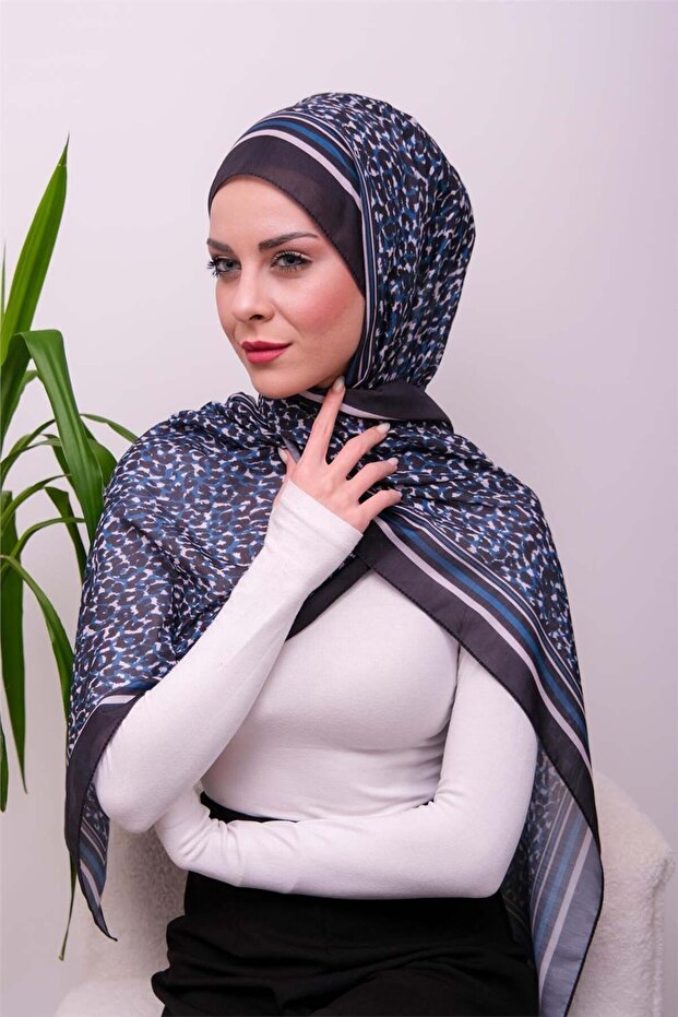 Leopard Patterned Digital Soft Shawl