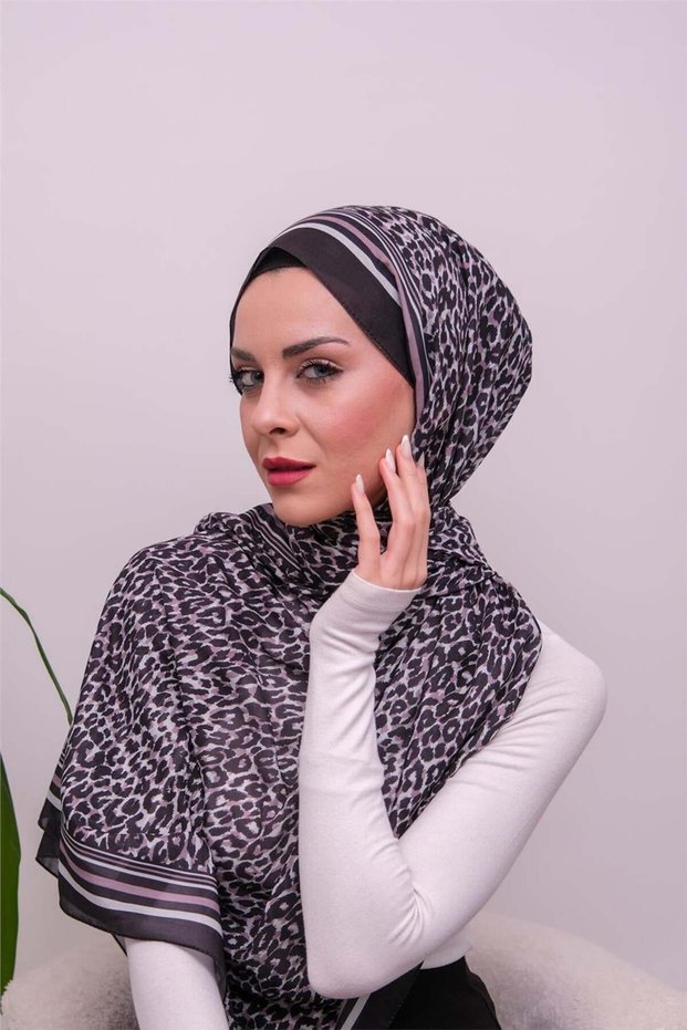 Leopard Patterned Digital Soft Shawl