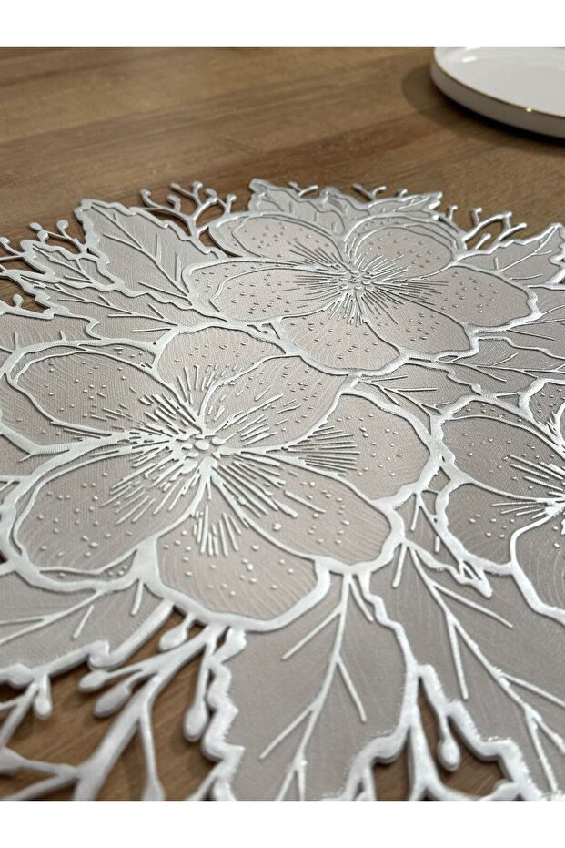 Decorative Stain Resistant 6-Piece Supla Placemat Presentation Set 38cm