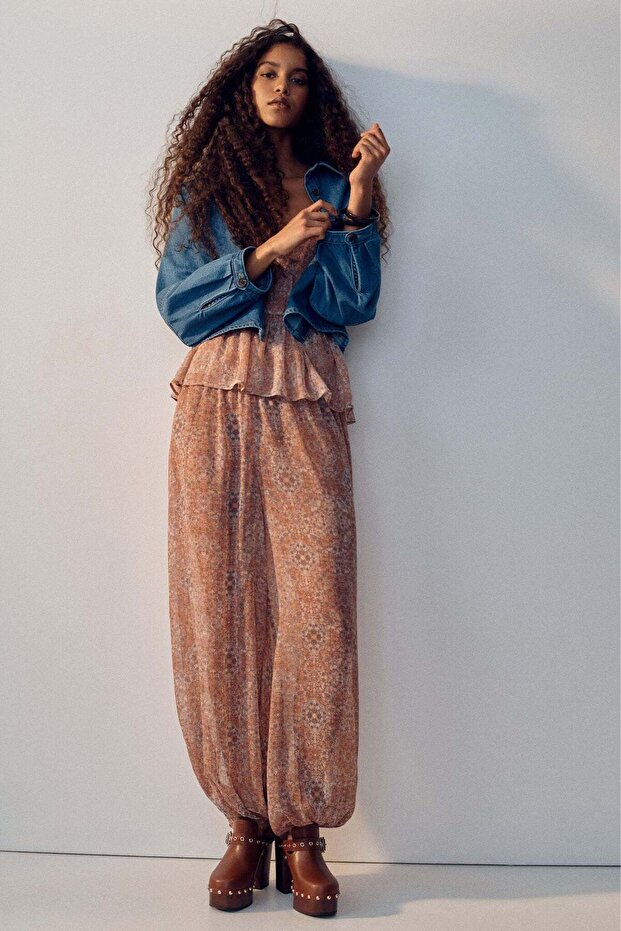 Balloon-leg pull-on trousers