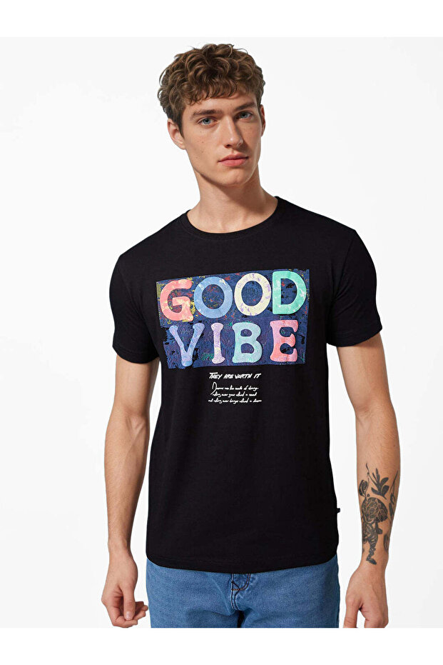 Printed Half Sleeves Regular Fit Black Tshirt