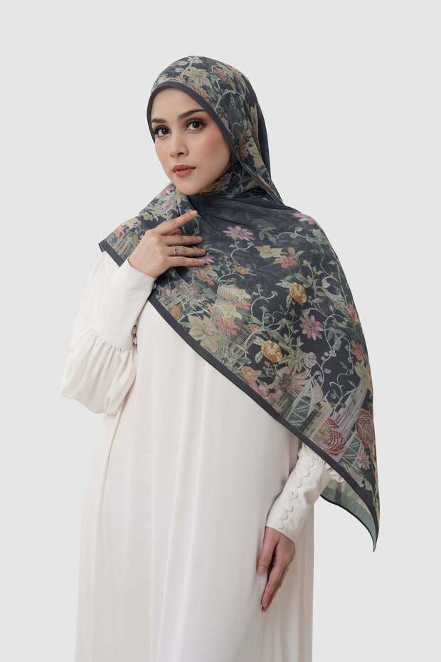 شال دبي المطوي - أزرق داكن