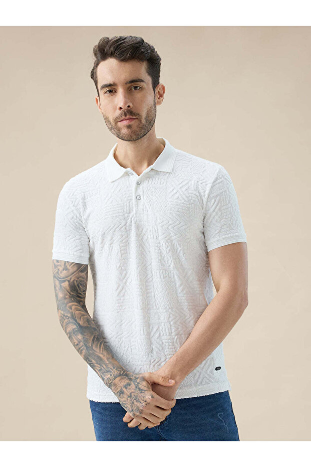 Geometric Textured Regular Fit White Polo T-shirt